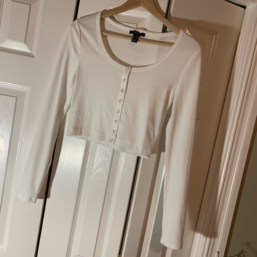 Long sleeve crop top